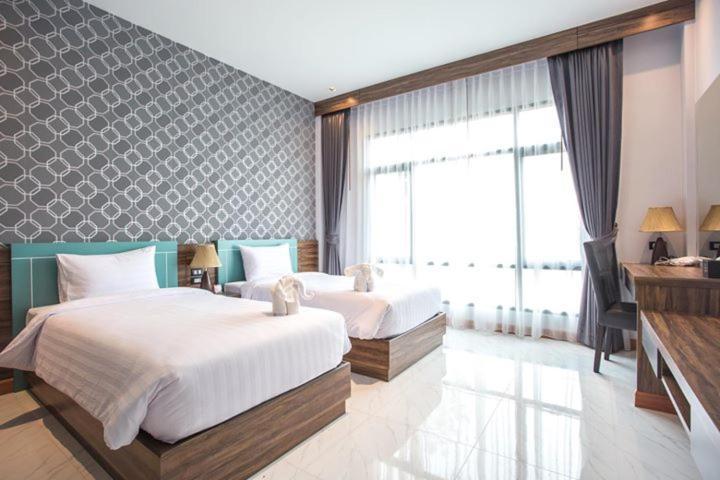 Eireann Boutique Hotel Prakhon Chai Экстерьер фото