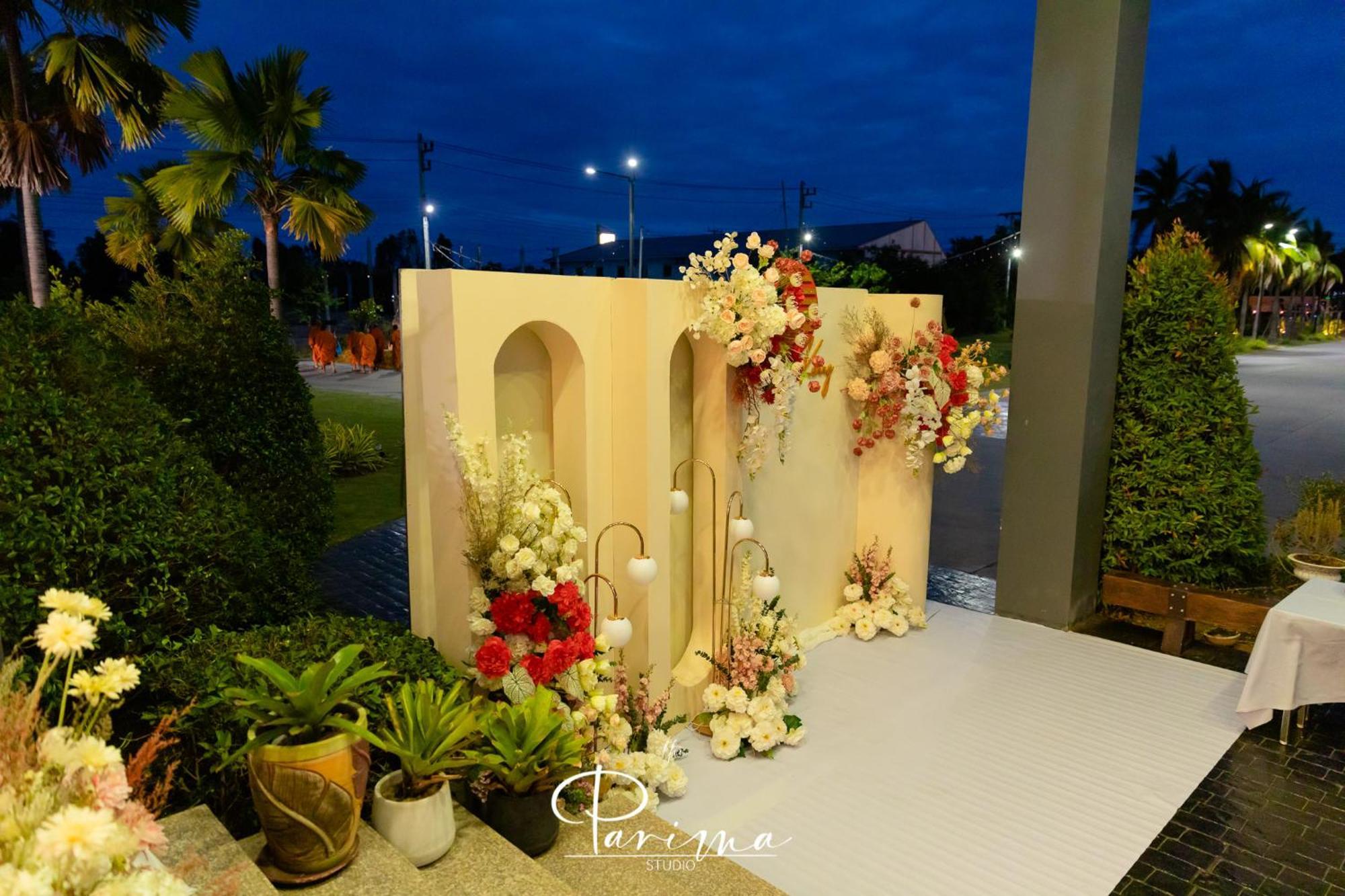 Eireann Boutique Hotel Prakhon Chai Экстерьер фото