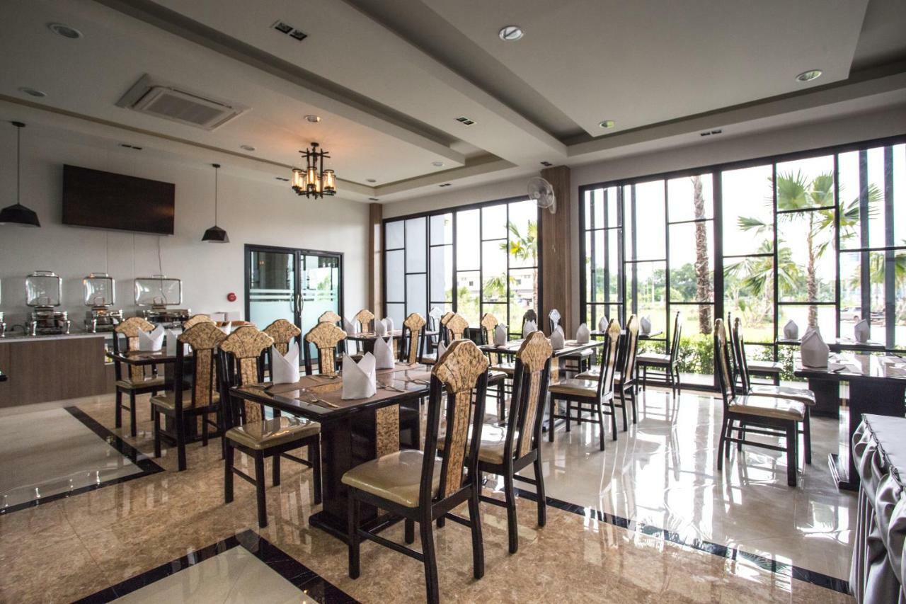 Eireann Boutique Hotel Prakhon Chai Экстерьер фото