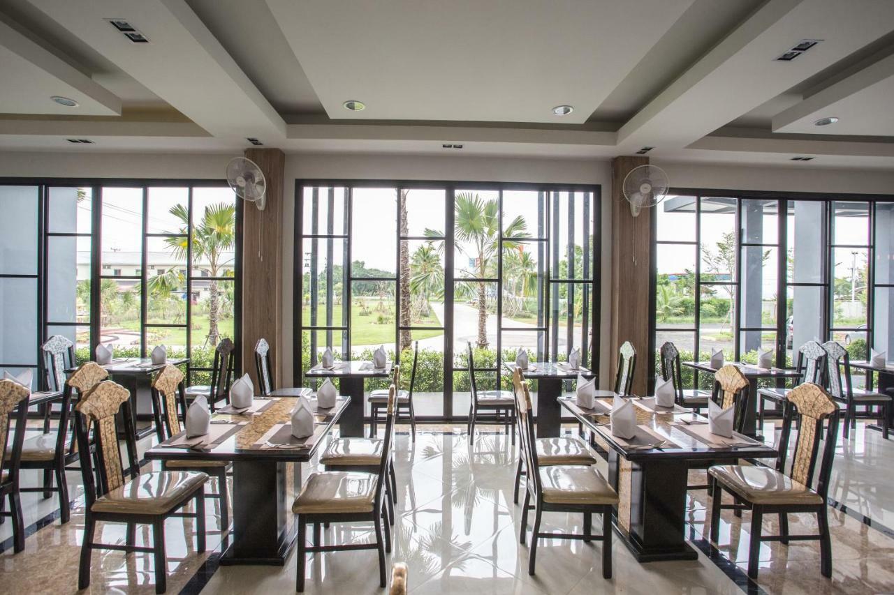 Eireann Boutique Hotel Prakhon Chai Экстерьер фото
