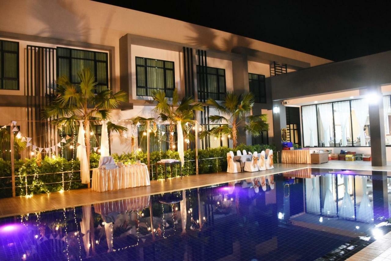 Eireann Boutique Hotel Prakhon Chai Экстерьер фото