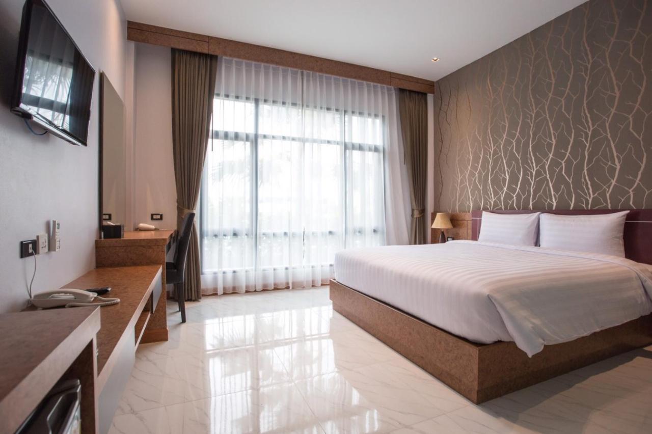 Eireann Boutique Hotel Prakhon Chai Экстерьер фото